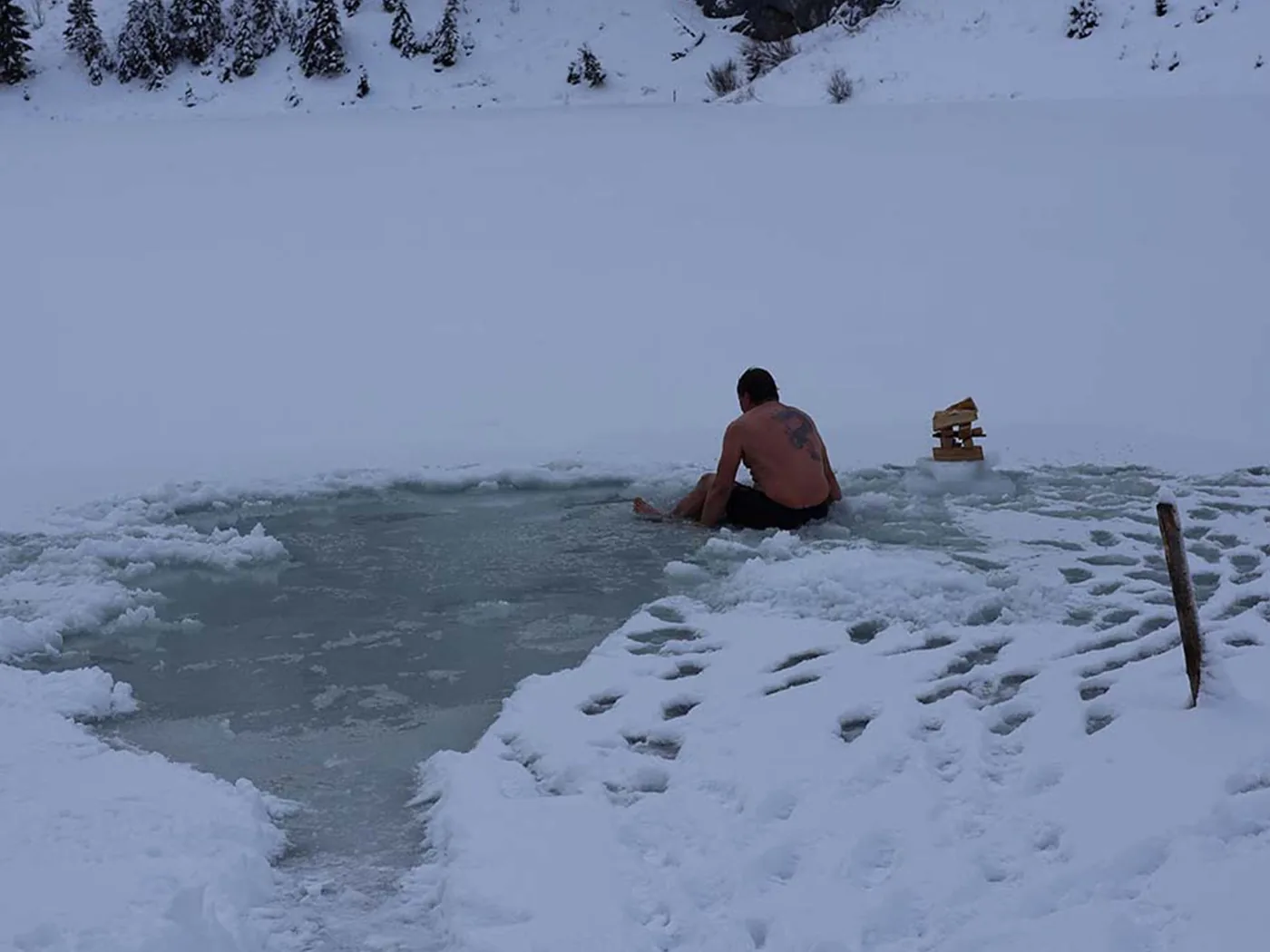 Eisbaden ist gesund und macht glücklich