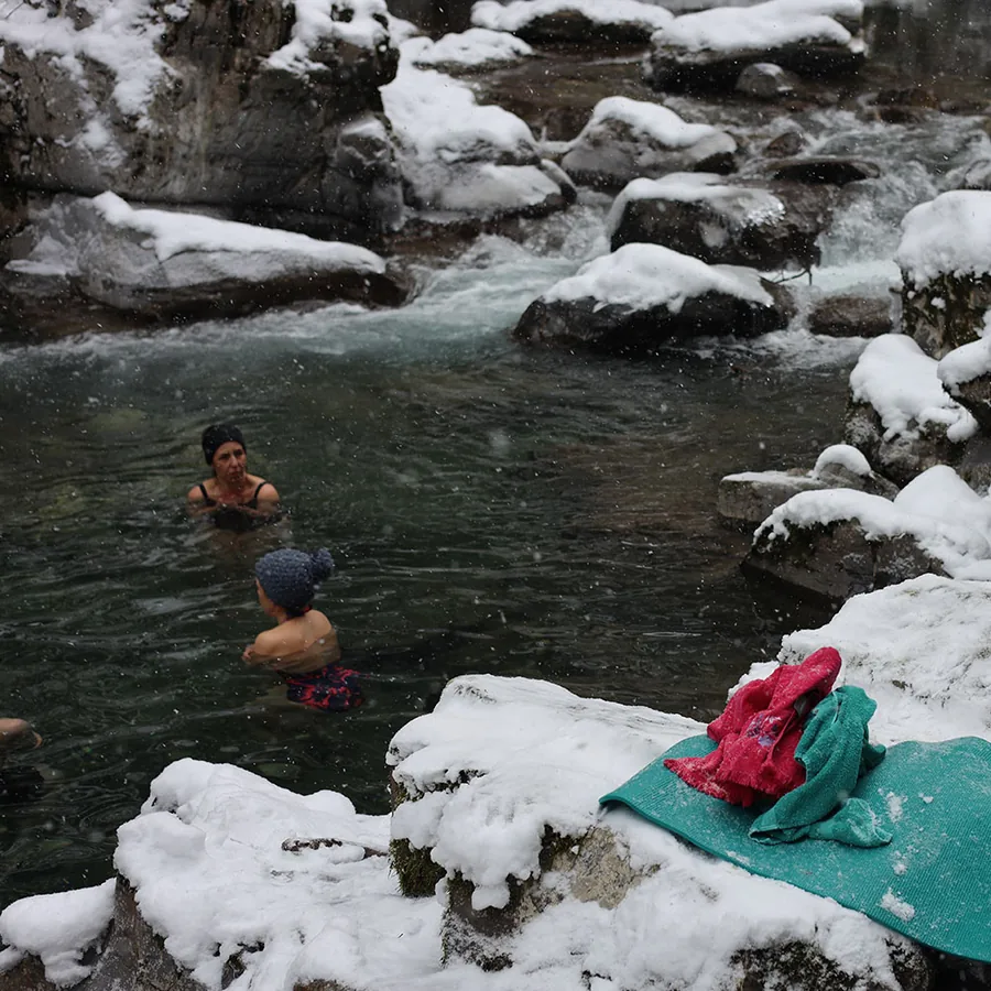 Eisbaden in der Muota